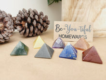 Load image into Gallery viewer, Chakra Pyramid set