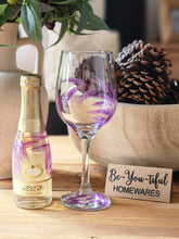 Load image into Gallery viewer, &quot;Moscato&quot; Painted Glass Gift Pack
