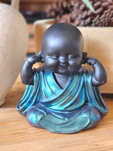 Load image into Gallery viewer, Set of 3 Monk Buddha&#39;s - See no Evil , Hear no Evil &amp; Speak no Evil
